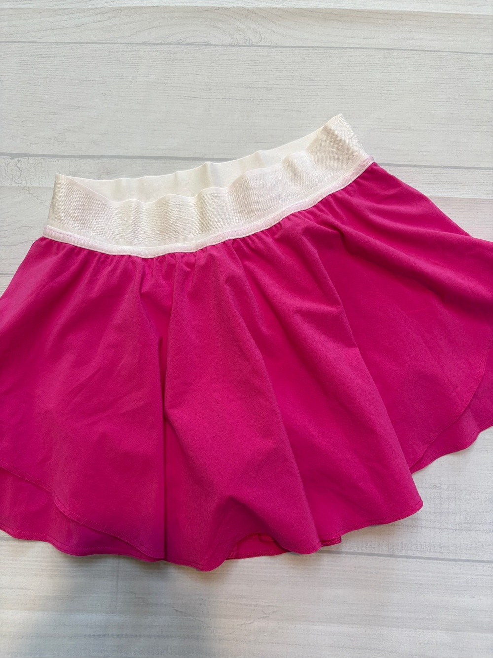 lululemon athletica Hot Pink Skater Skirt with White Waistband